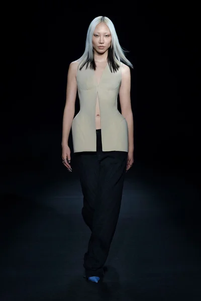 Look 6